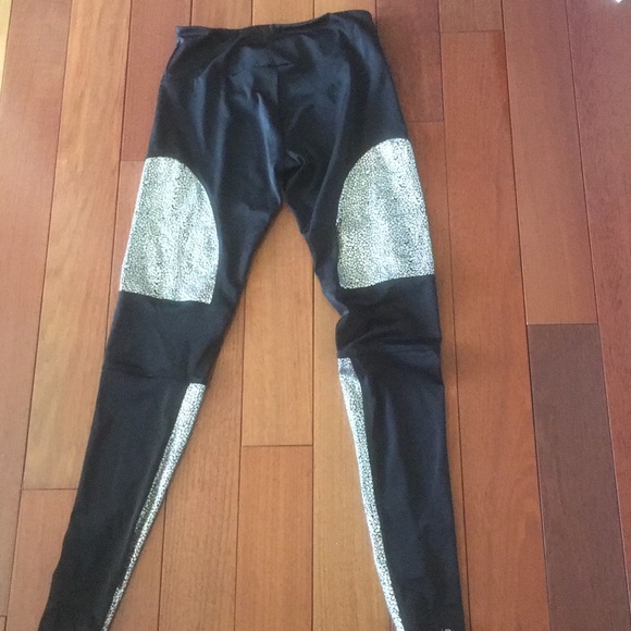 Holographic leggings - Picture 2 of 2